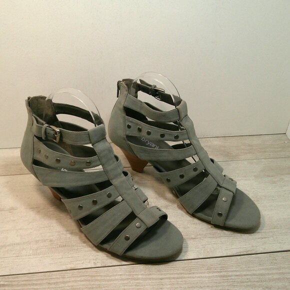 Lane Bryant Slate Gray Gladiator Sandals with rivet detail Kitten Heel Size 10 W - Picture 10 of 10